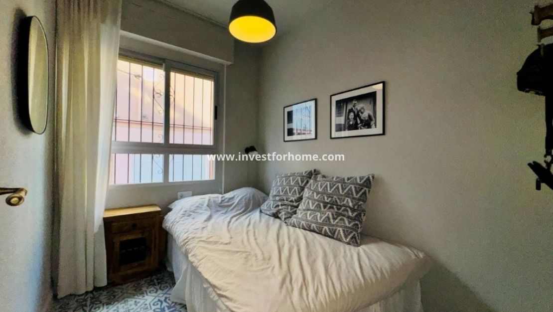 Sale - Apartment - Torrevieja - Costa Blanca