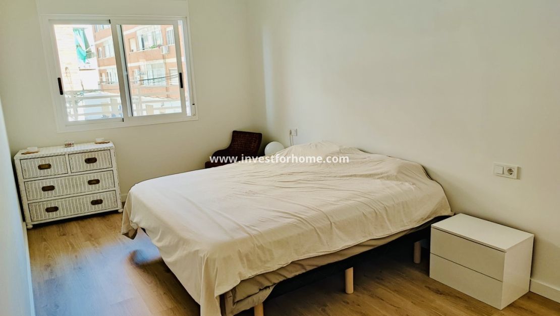 Sale - Apartment - Torrevieja - Costa Blanca