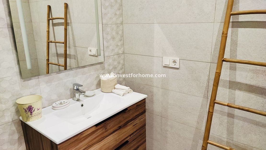 Sale - Apartment - Torrevieja - Costa Blanca