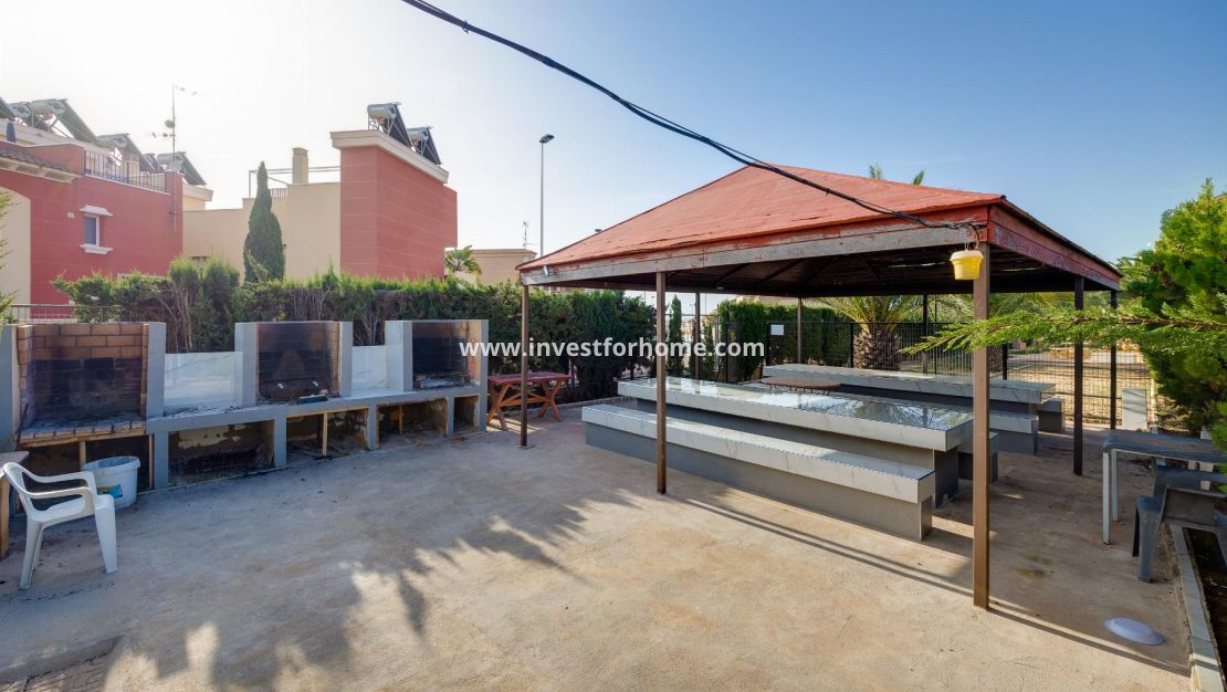 Sale - Apartment - Torrevieja - Costa Blanca