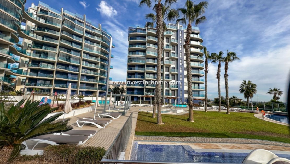 Sale - Apartment - Torrevieja - Costa Blanca