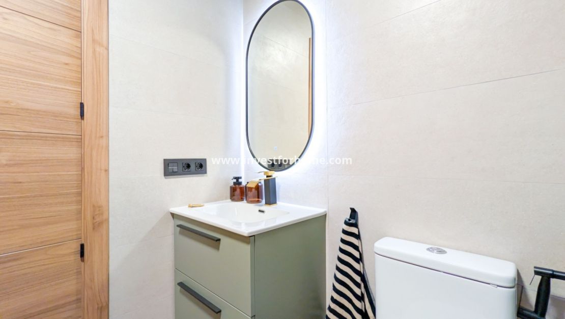 Sale - Apartment - Torrevieja - Costa Blanca