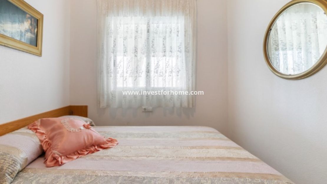 Sale - Apartment - Torrevieja - Costa Blanca