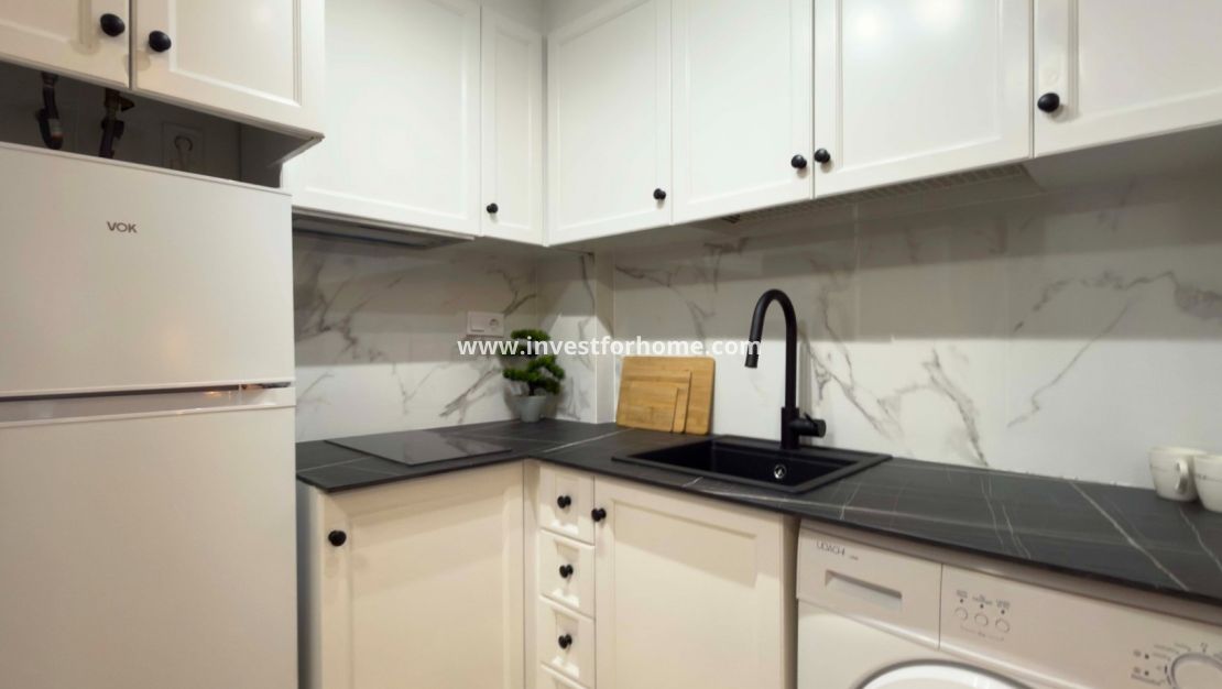 Sale - Apartment - Torrevieja - Costa Blanca