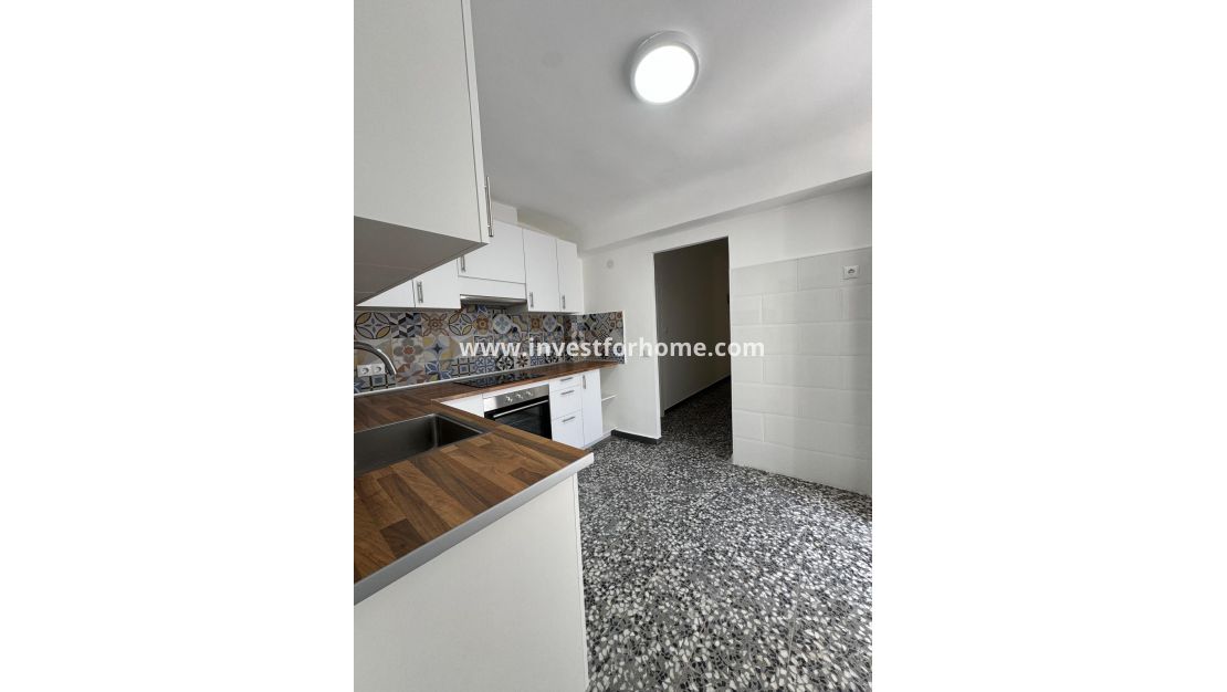 Sale - Apartment - Torrevieja - Costa Blanca