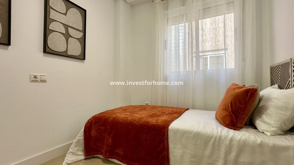 Sale - Apartment - Torrevieja - Costa Blanca