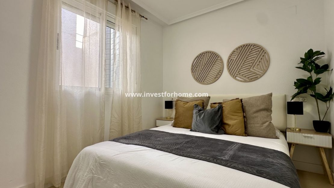 Sale - Apartment - Torrevieja - Costa Blanca