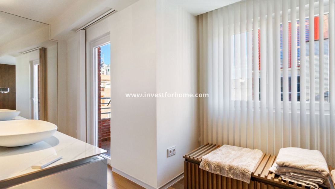 Sale - Apartment - Torrevieja - Costa Blanca