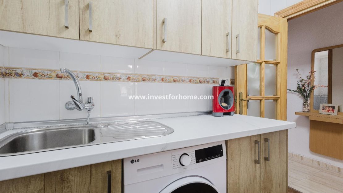 Sale - Apartment - Torrevieja - Costa Blanca