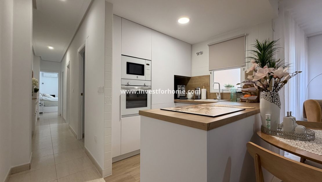 Sale - Apartment - Torrevieja - Costa Blanca