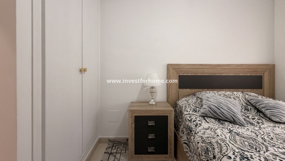 Sale - Apartment - Torrevieja - Costa Blanca