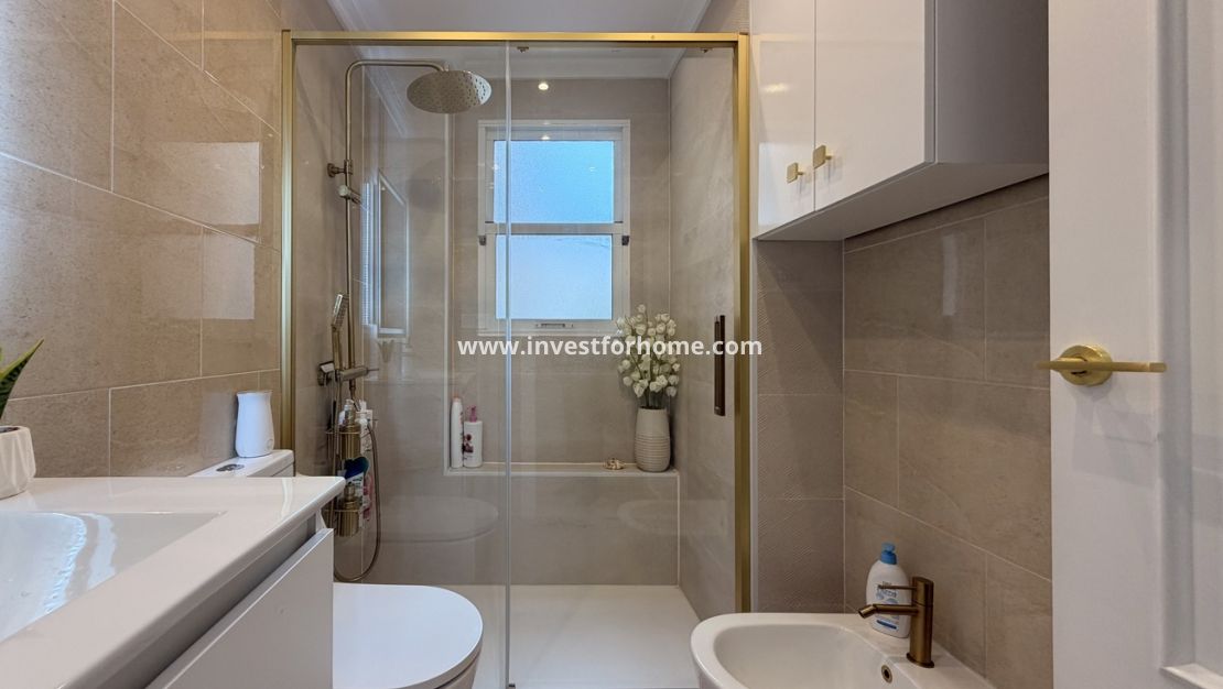 Sale - Apartment - Torrevieja - Costa Blanca