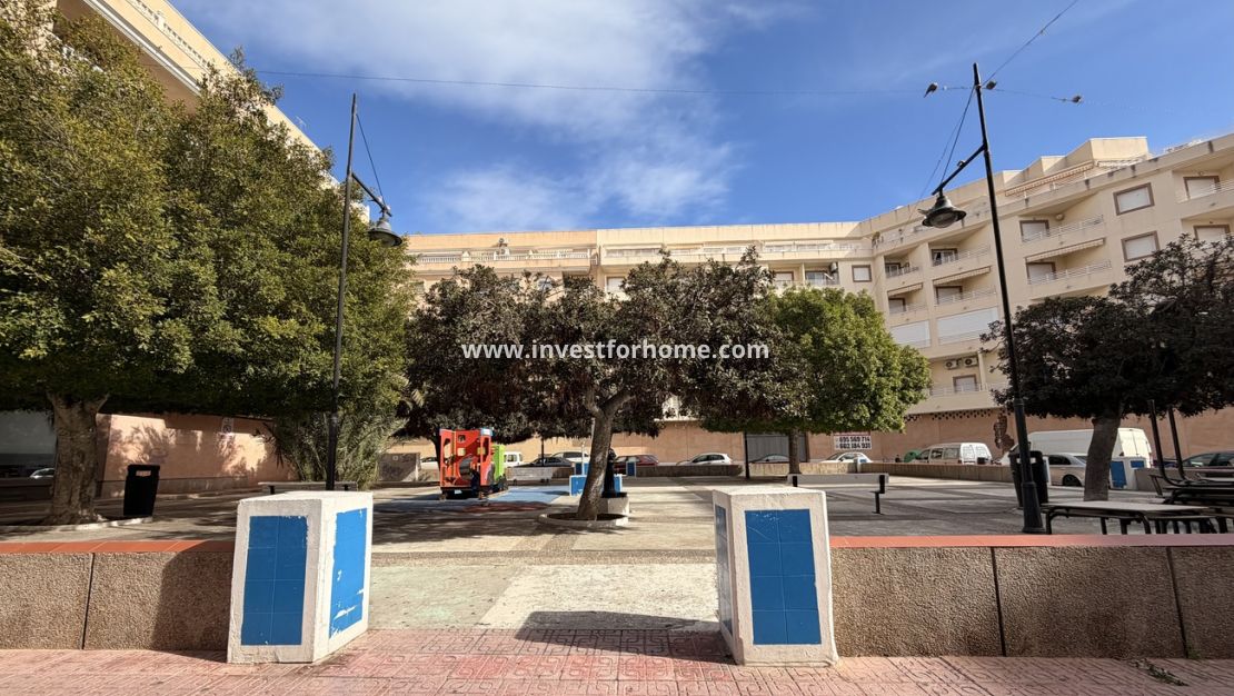 Sale - Apartment - Torrevieja - Costa Blanca