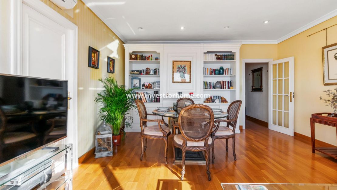 Sale - Apartment - Torrevieja - Costa Blanca