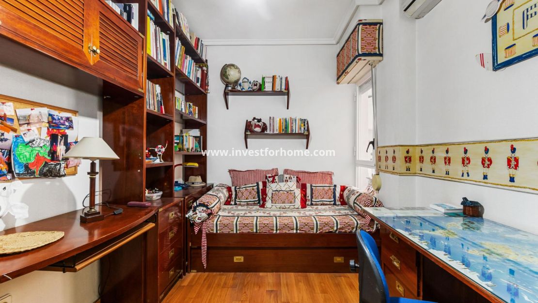 Sale - Apartment - Torrevieja - Costa Blanca