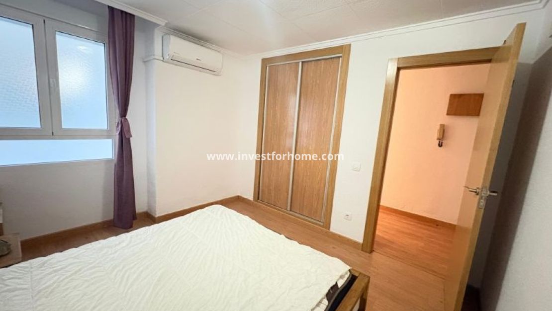 Sale - Apartment - Torrevieja - Costa Blanca