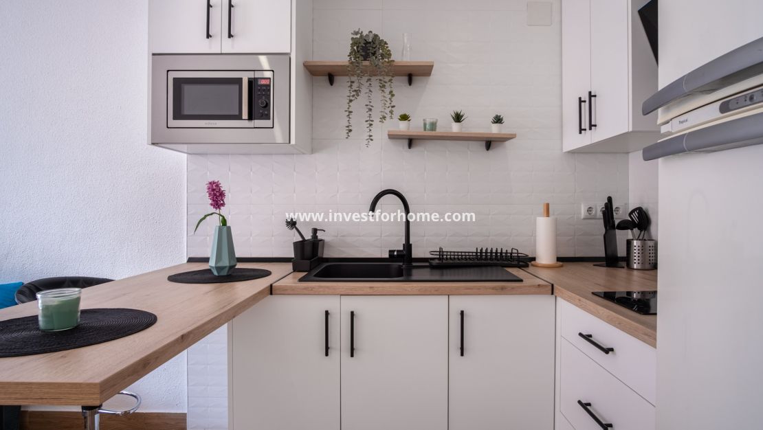 Sale - Apartment - Torrevieja - Costa Blanca