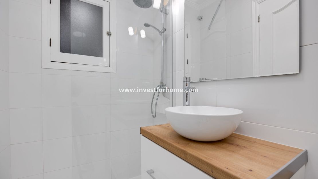 Sale - Apartment - Torrevieja - Costa Blanca