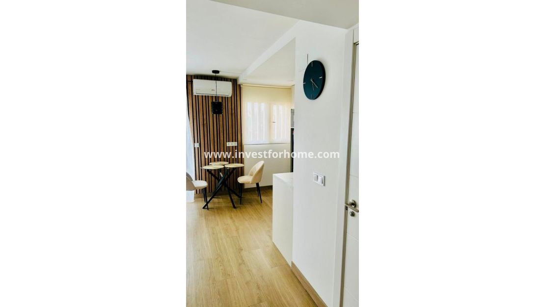 Sale - Apartment - Torrevieja - Costa Blanca