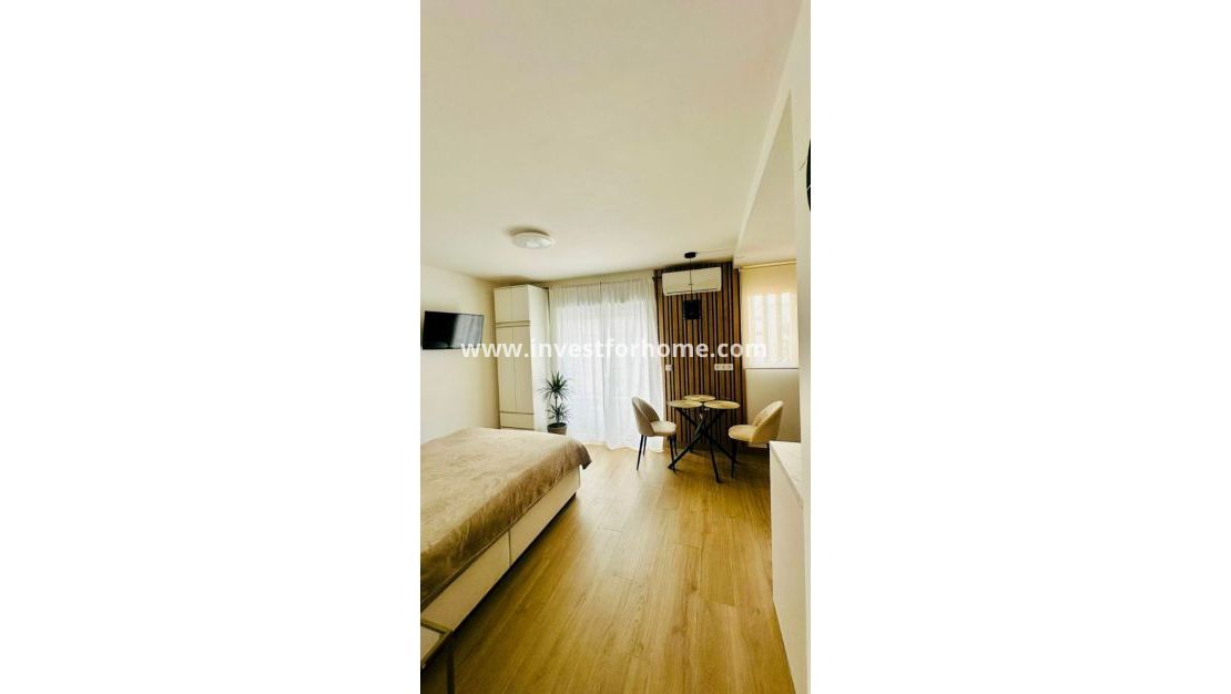 Sale - Apartment - Torrevieja - Costa Blanca