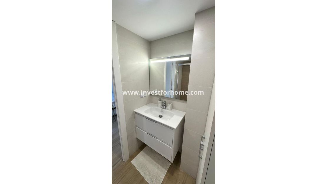 Sale - Apartment - Torrevieja - Costa Blanca