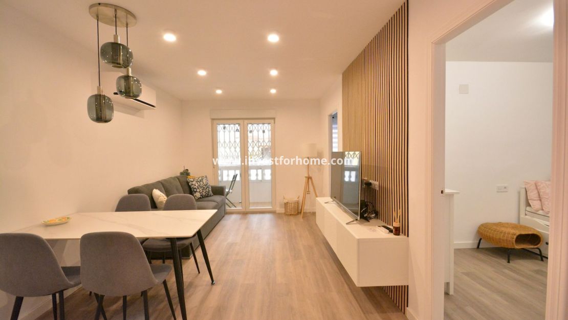 Sale - Apartment - Torrevieja - Costa Blanca