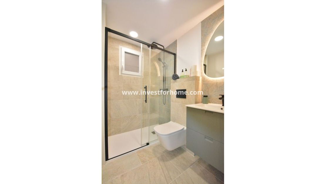 Sale - Apartment - Torrevieja - Costa Blanca