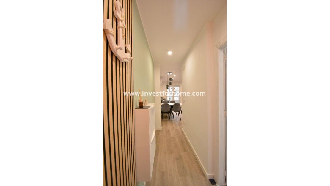 Sale - Apartment - Torrevieja - Costa Blanca