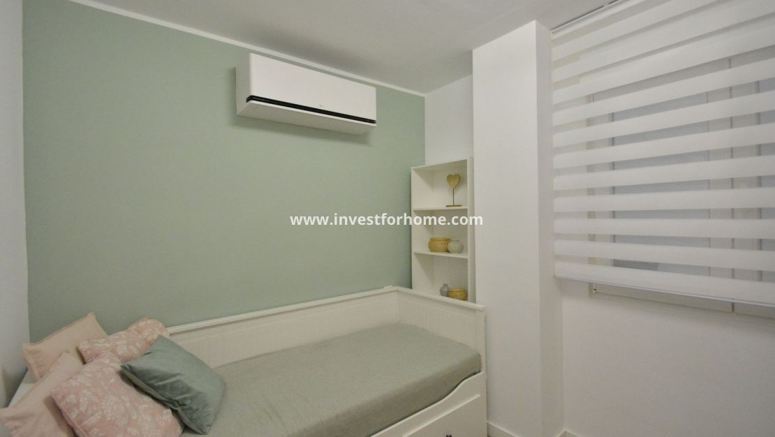 Sale - Apartment - Torrevieja - Costa Blanca