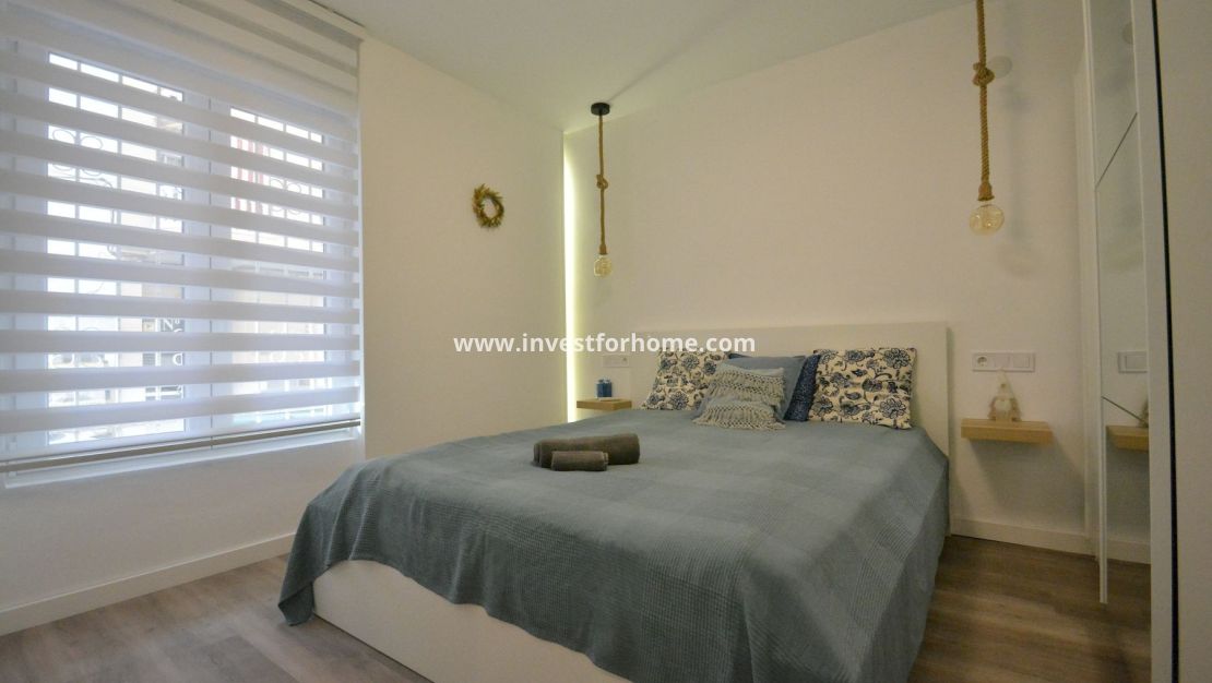 Sale - Apartment - Torrevieja - Costa Blanca