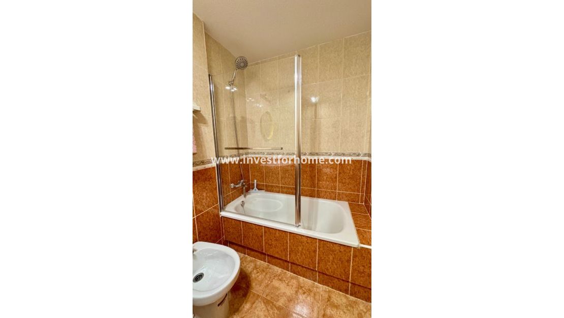 Sale - Apartment - Torrevieja - Costa Blanca