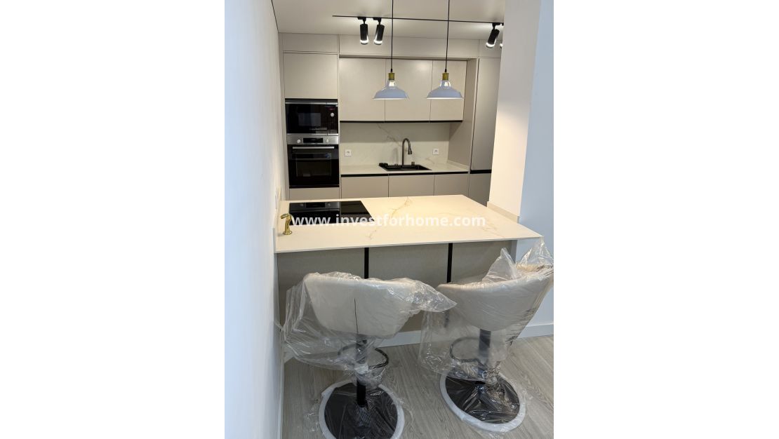 Sale - Apartment - Torrevieja - Costa Blanca