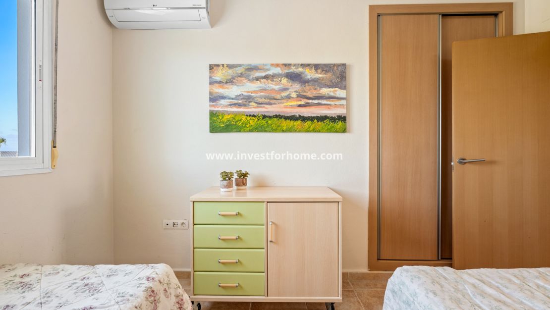 Sale - Apartment - Torrevieja - Costa Blanca