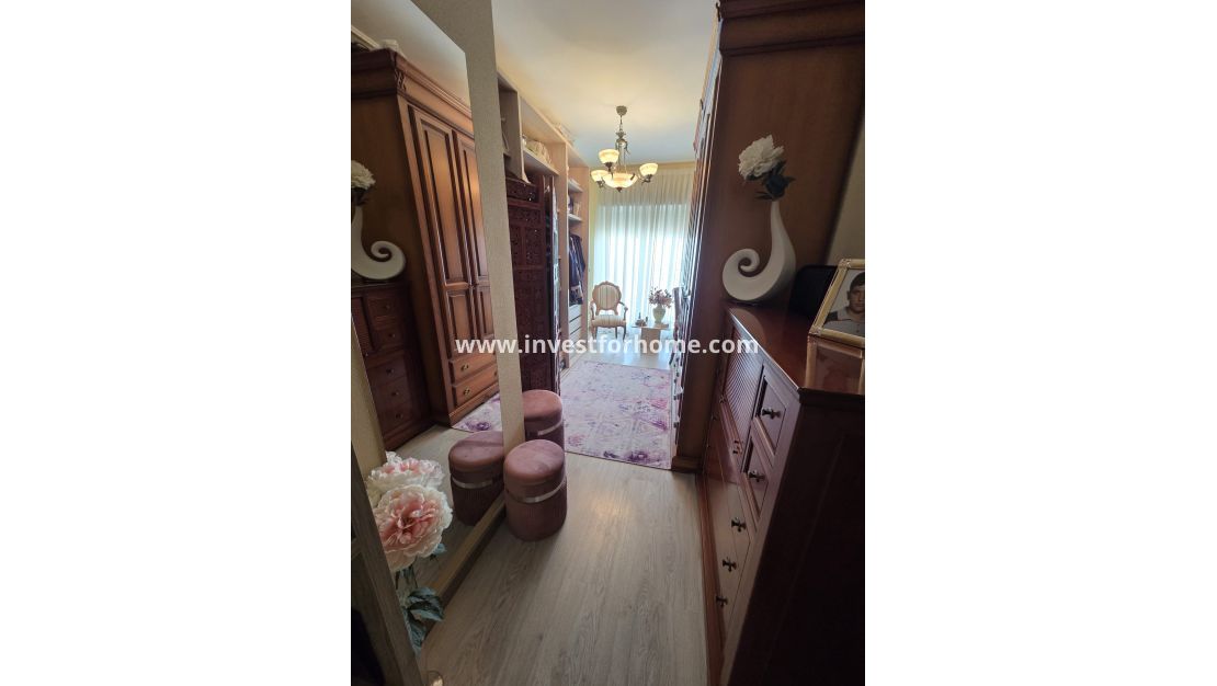 Sale - Apartment - Torrevieja - Costa Blanca