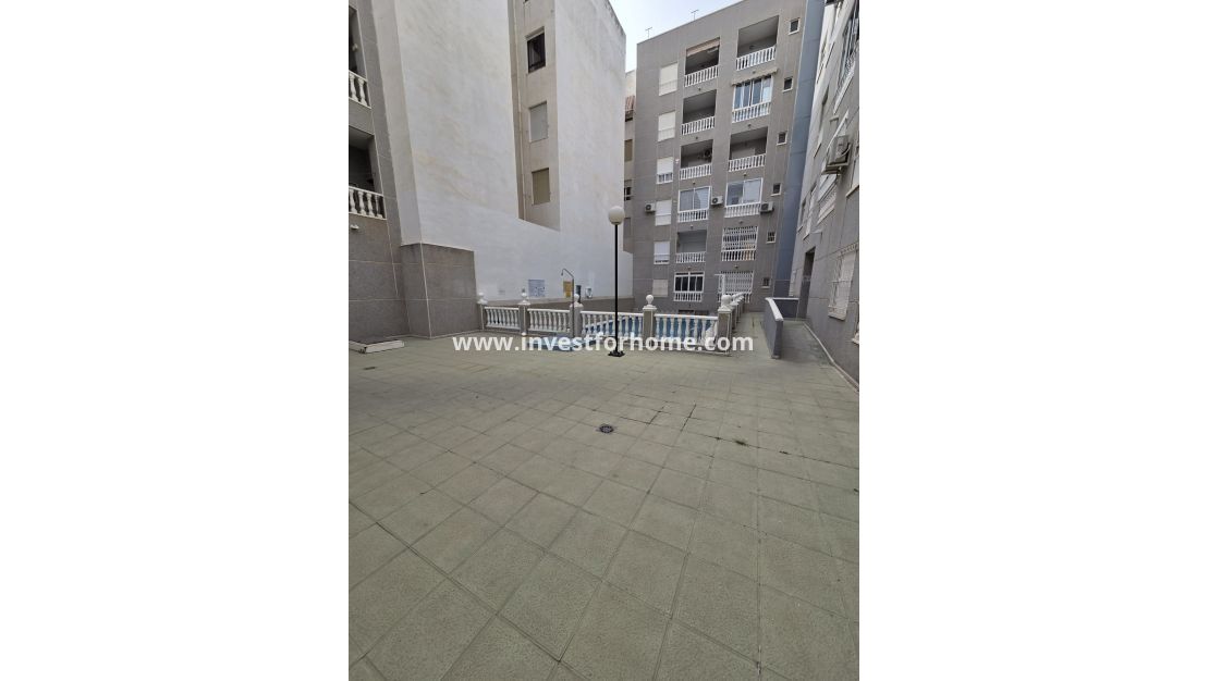 Sale - Apartment - Torrevieja - Costa Blanca