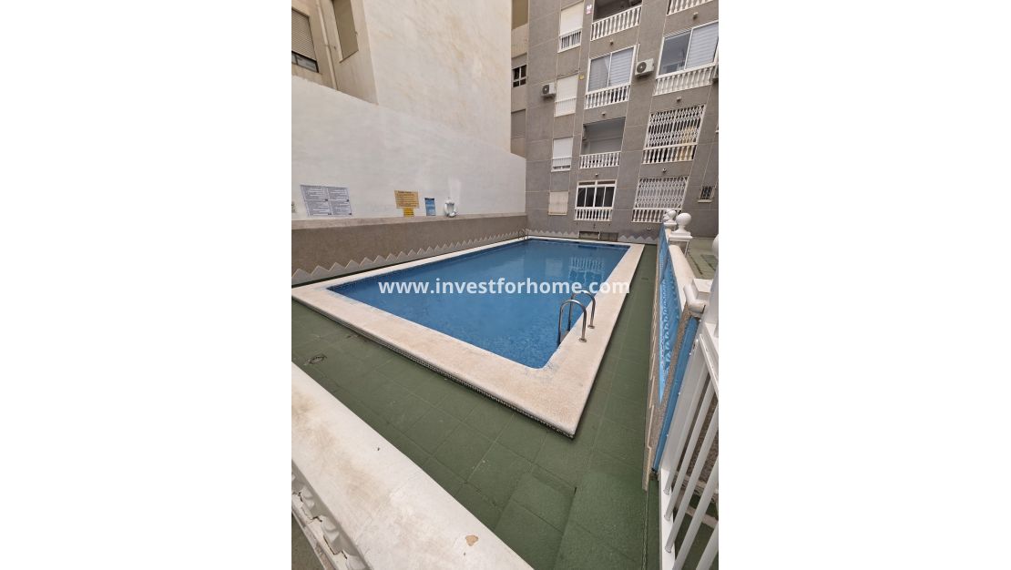 Sale - Apartment - Torrevieja - Costa Blanca