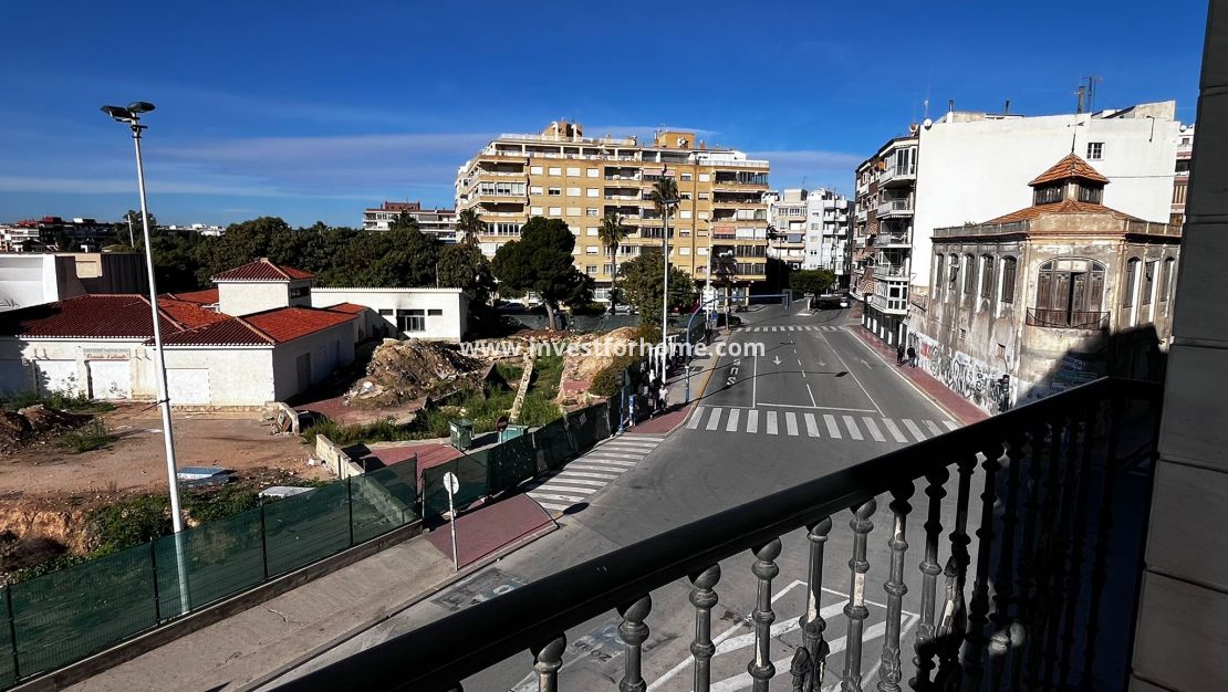 Sale - Apartment - Torrevieja - Costa Blanca