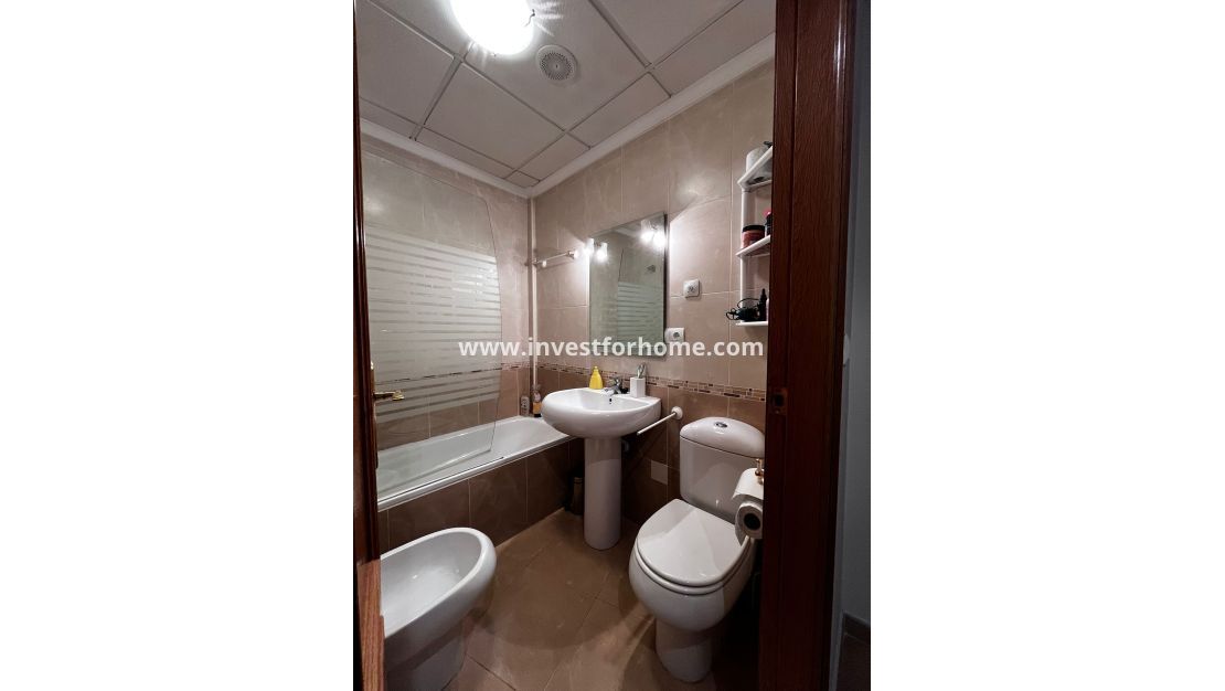 Sale - Apartment - Torrevieja - Costa Blanca