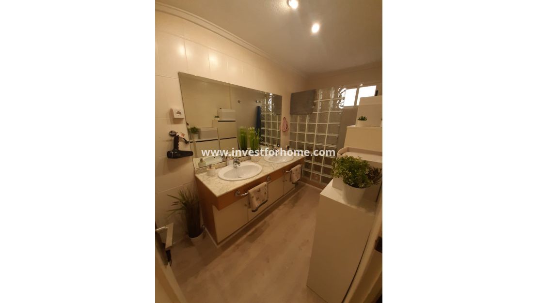 Sale - Apartment - Torrevieja - Costa Blanca