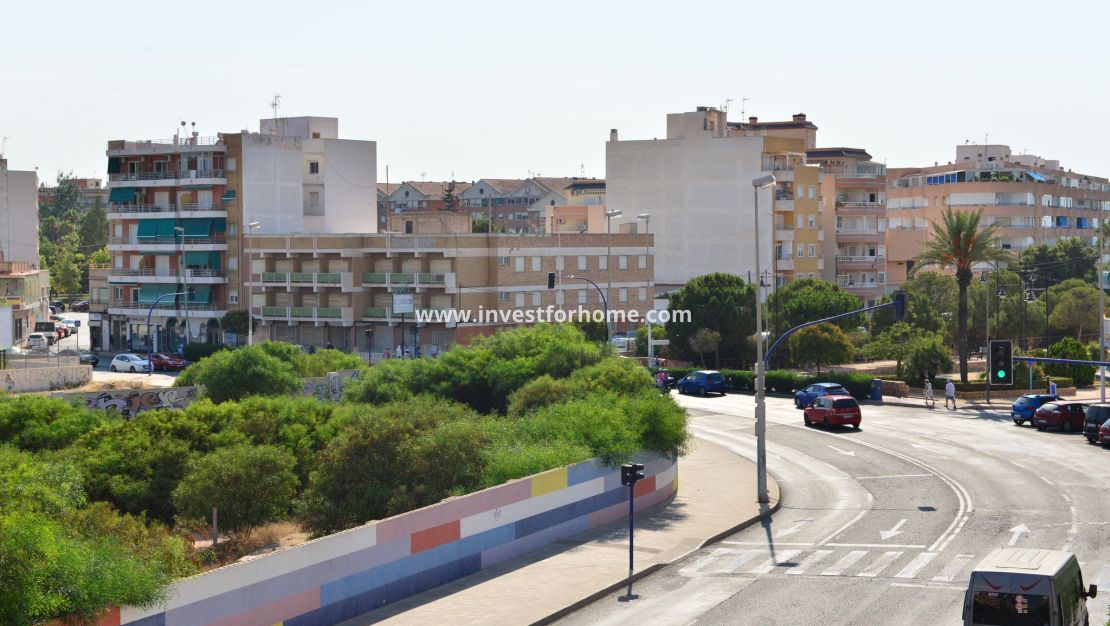Sale - Apartment - Torrevieja - Costa Blanca