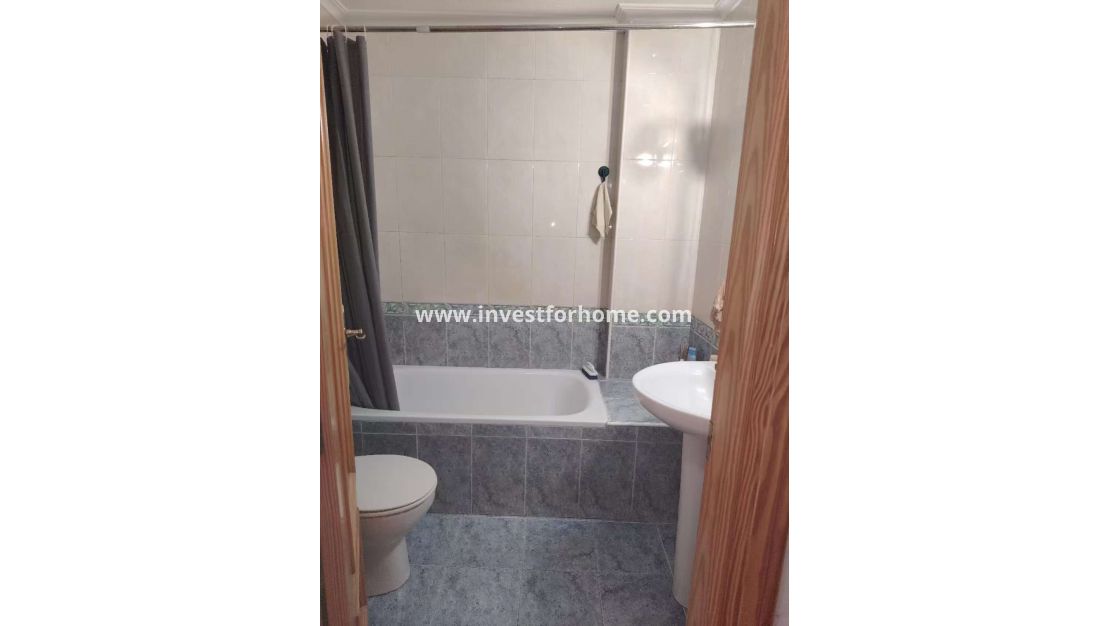 Sale - Apartment - Torrevieja - Costa Blanca