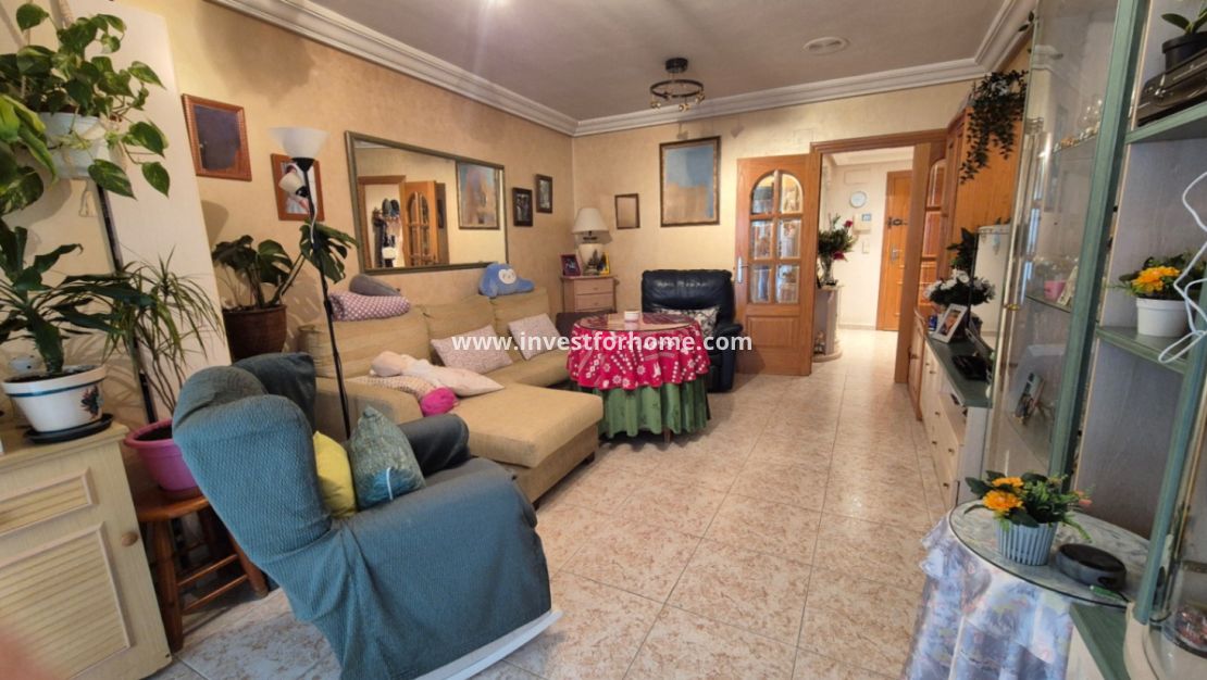 Sale - Apartment - Torrevieja - Costa Blanca