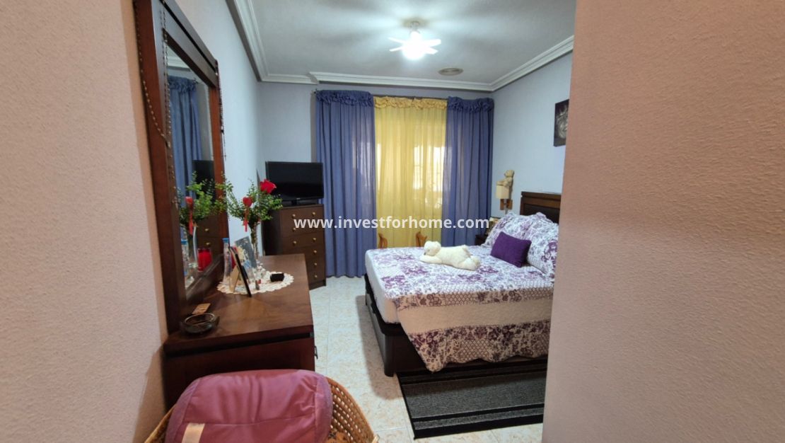 Sale - Apartment - Torrevieja - Costa Blanca