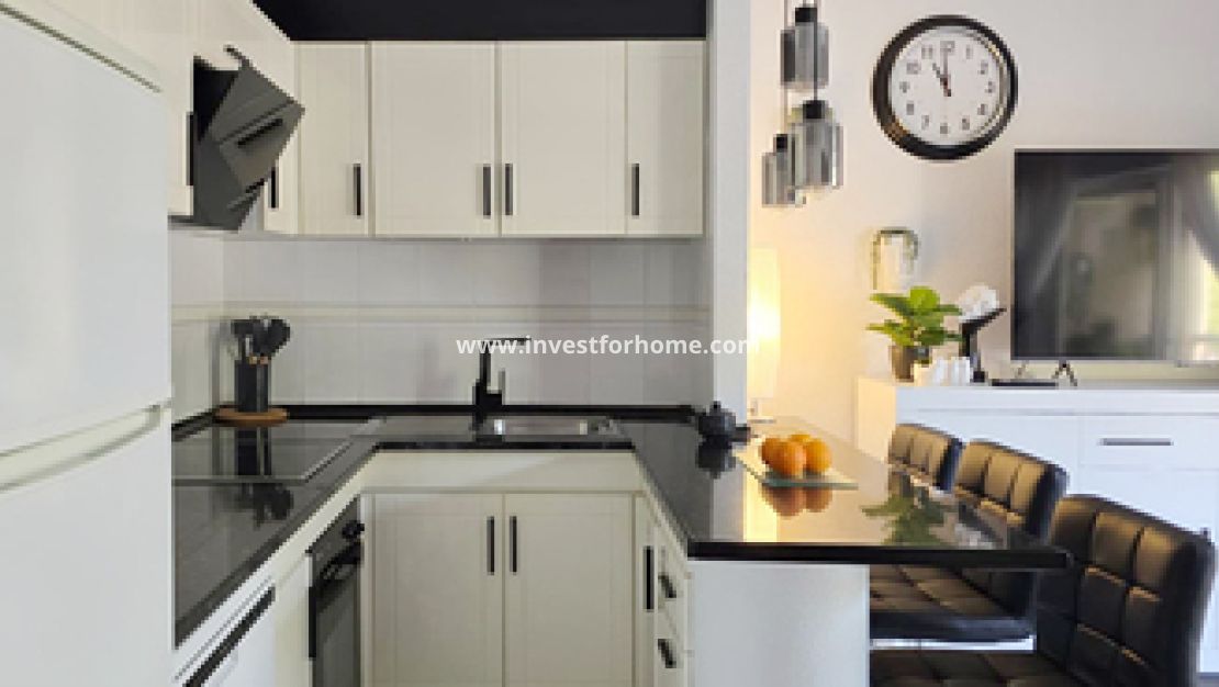 Sale - Apartment - Torrevieja - Costa Blanca