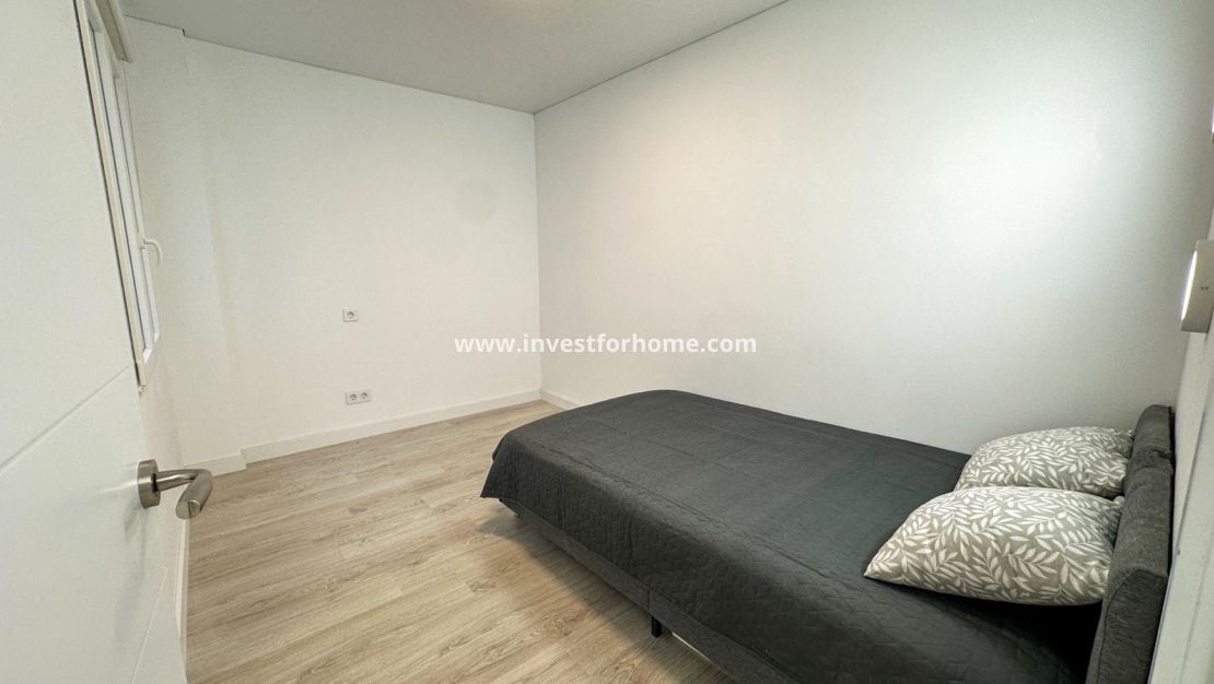 Sale - Apartment - Torrevieja - Costa Blanca