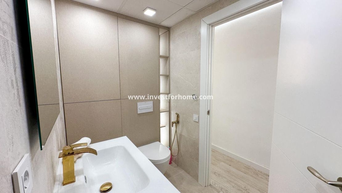 Sale - Apartment - Torrevieja - Costa Blanca