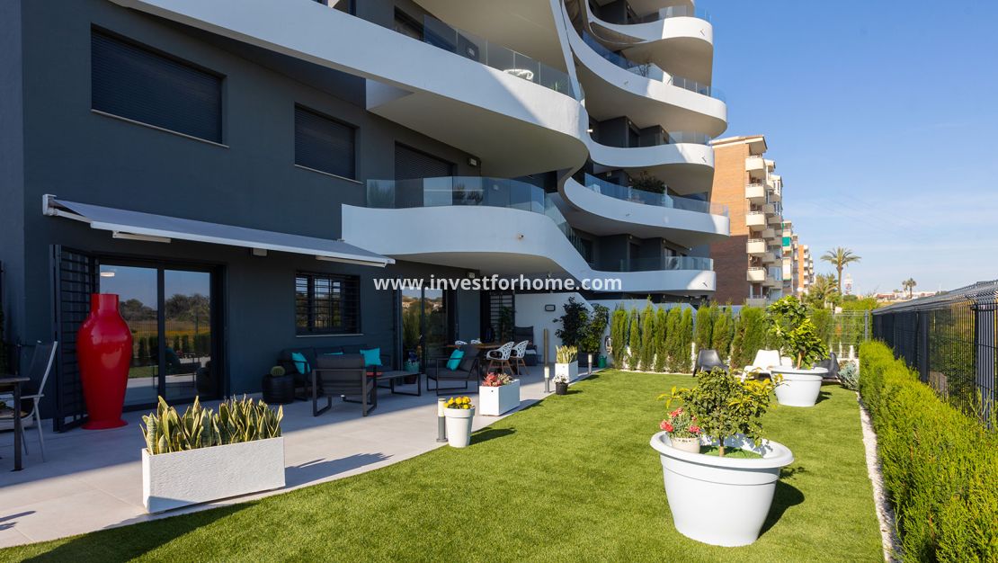 Sale - Apartment - Torrevieja - Costa Blanca