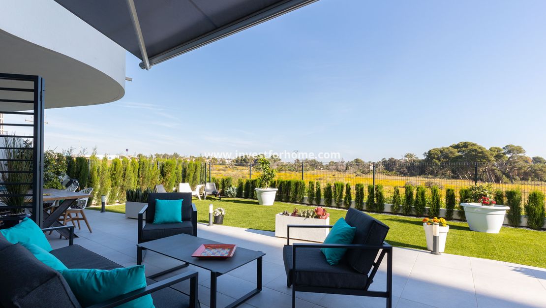 Sale - Apartment - Torrevieja - Costa Blanca