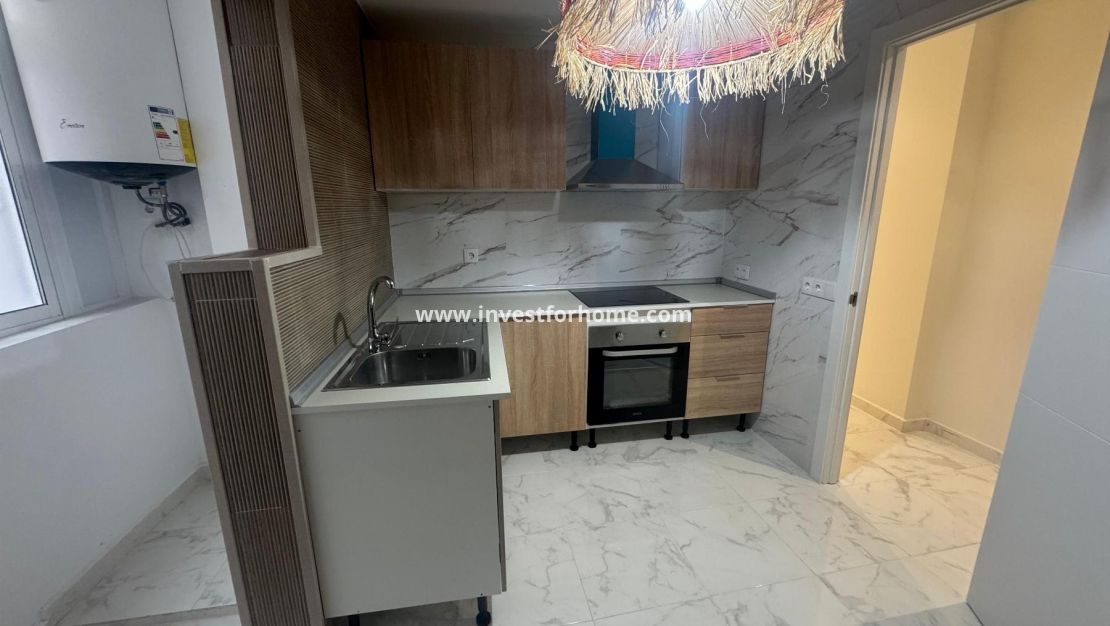 Sale - Apartment - Torrevieja - Costa Blanca