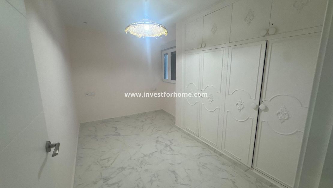 Sale - Apartment - Torrevieja - Costa Blanca